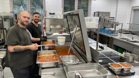 Köche bei der Arbeit