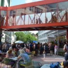 Eröffnungsfest unter der Brücke