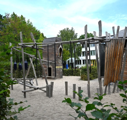 Klettergerüst von hinten